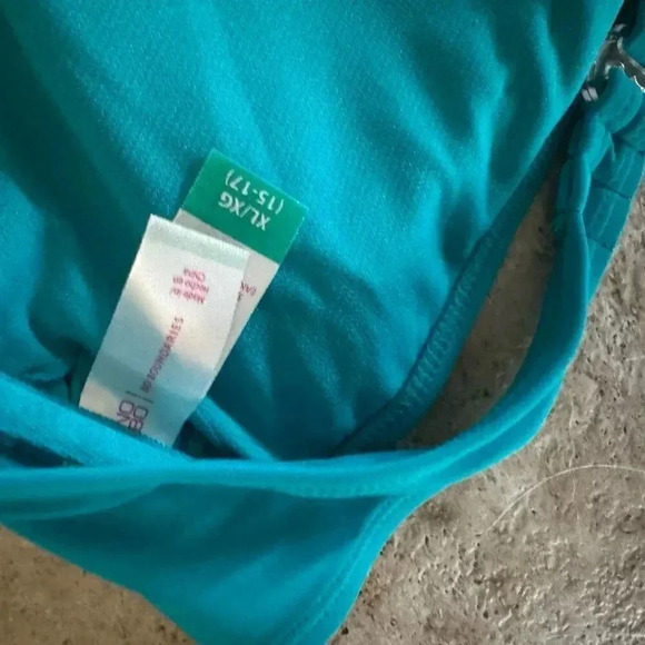 NWT halter bikini top XL - Picture 2 of 4